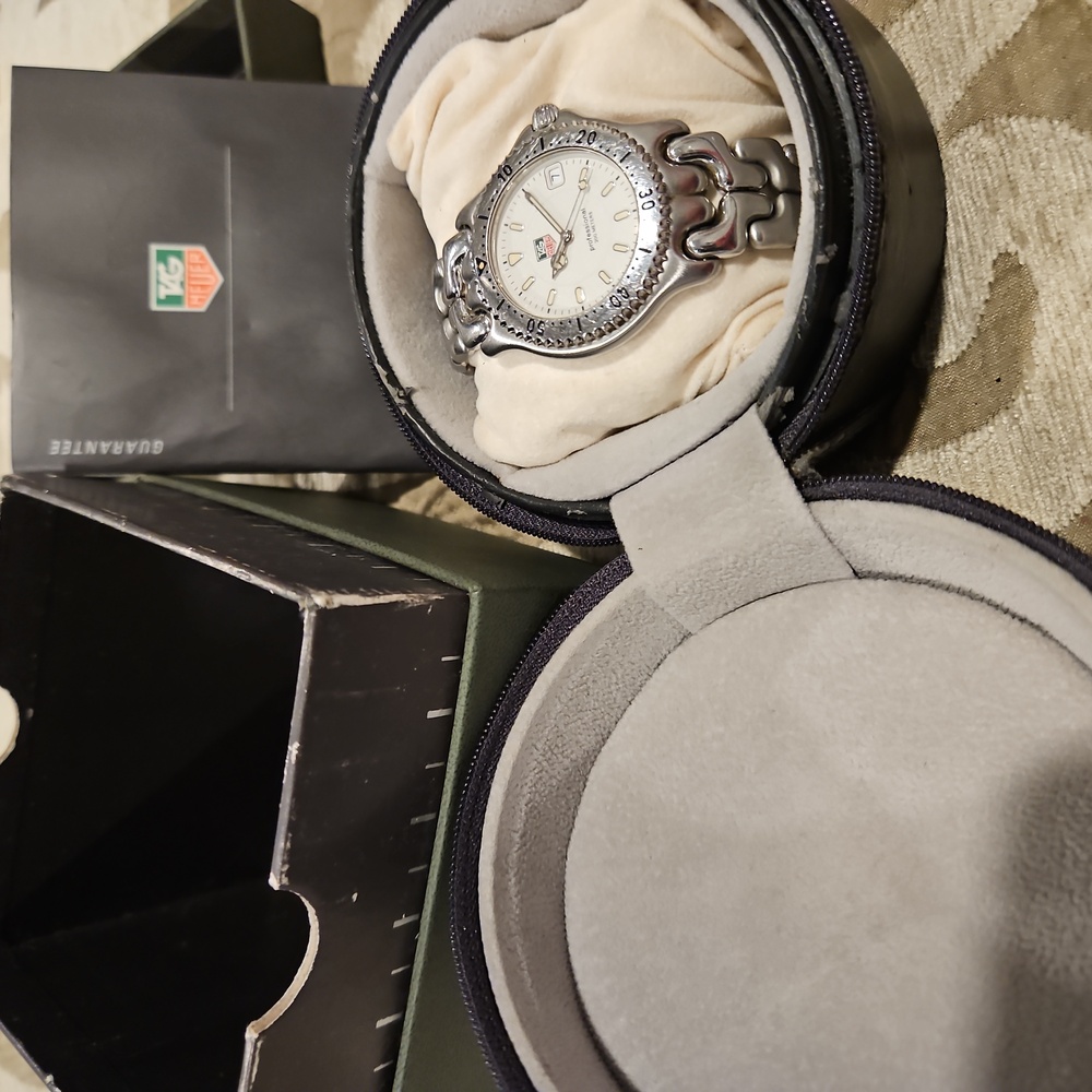 Men TAGHEUER Professional 200 Meter Watch
